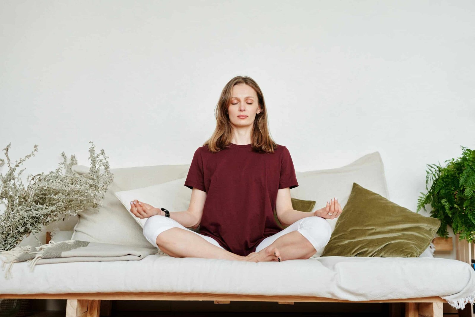 women mediate
